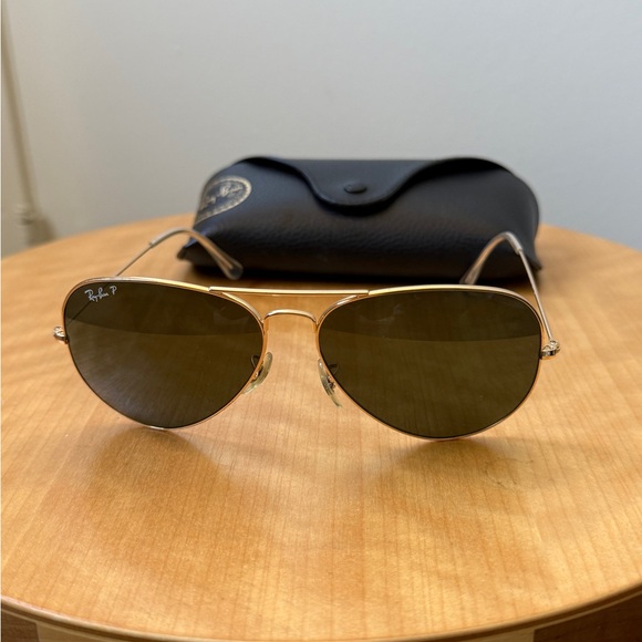 Ray-Ban Aviator Classic Polished Gold/Black - Picture 5 of 7